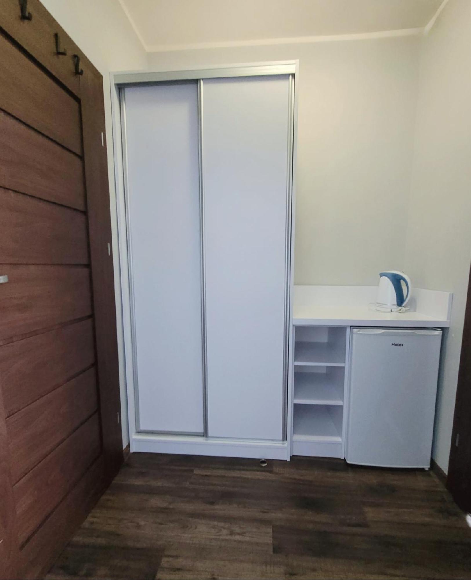 Horyzont Pokoje Goscinne ヤスタルニャ 部屋 写真